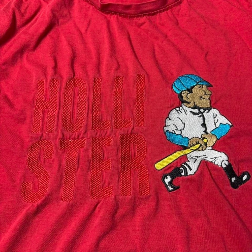 Red Hollister Co. baseball embroidered t-shirt - Picture 2 of 8
